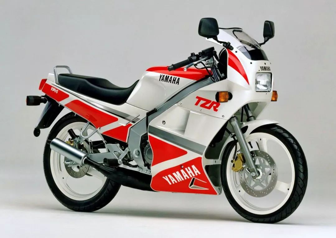 商品专题_雅马哈125下图:除了 1993 款(4fl)之外,yamaha tzr125 在