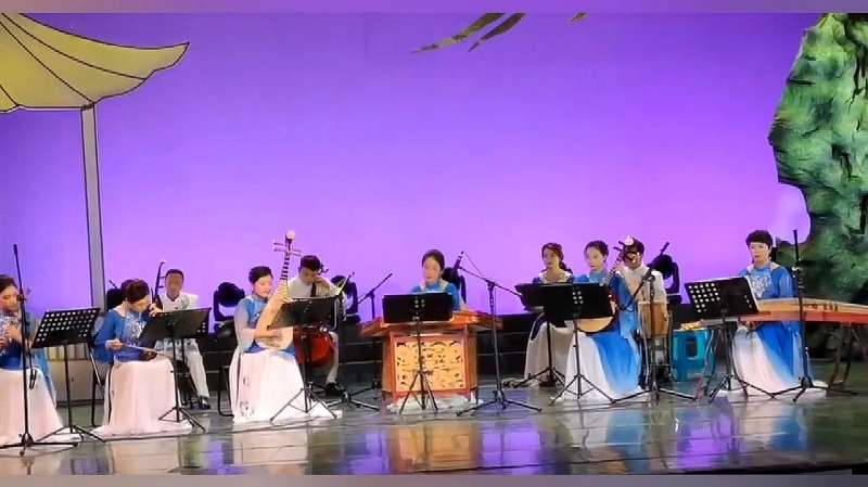 新江南丝竹歌舞团,精彩表演《春晖曲》 ,音乐,器乐,好看视频