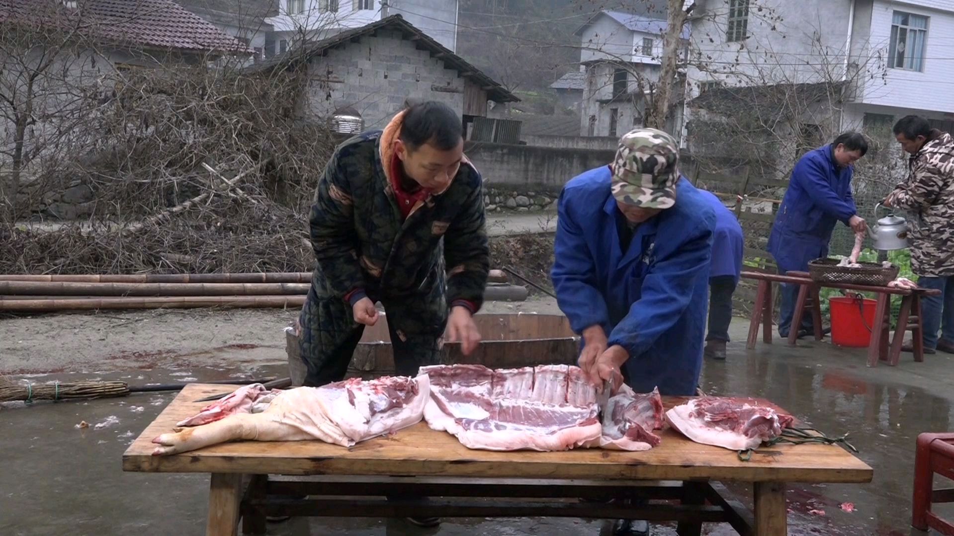 农村大哥教你认识猪部位,下次买肉,就知道哪块最好了