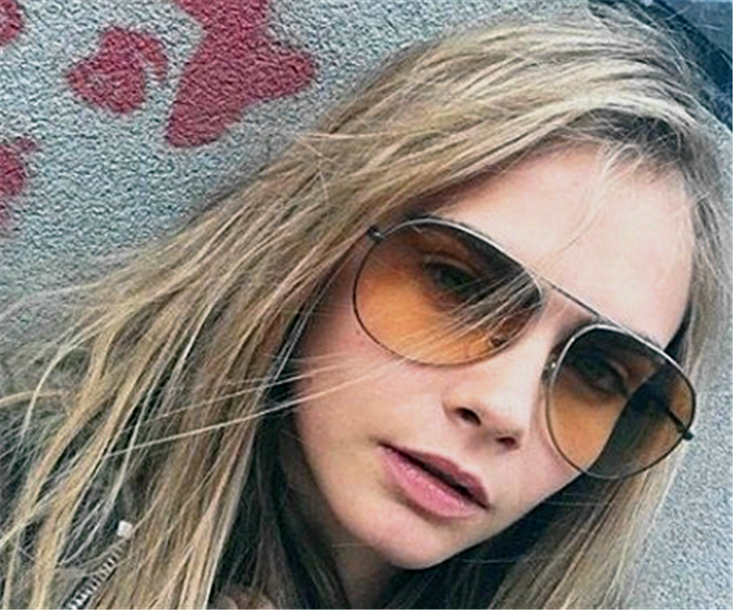 平唇:这种偏向水平的唇形,是最平衡的.