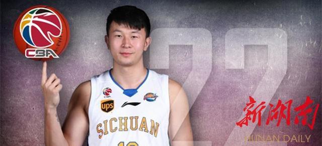 篮球小将左朕年入选国家集训队!全力备战三人篮球亚洲杯