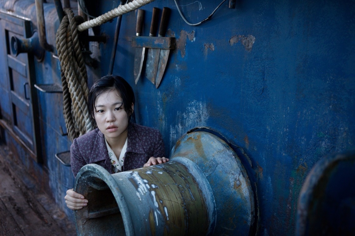 电影《海雾》里男人拼命救女人,女人却悄然走掉