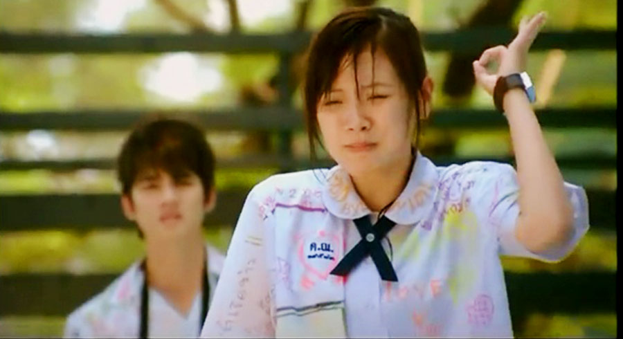 《初恋这件小事》:泰国高分小清新电影,丑小鸭暗恋帅学长