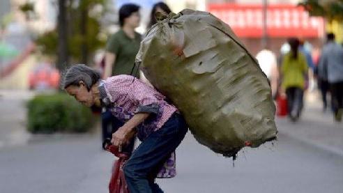 你没穷过,所以你不知道穷苦人的痛