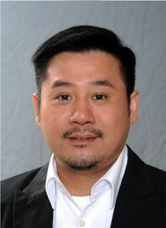 tvb黄金配角,生活拮据被前妻抛弃,今50岁身价上亿