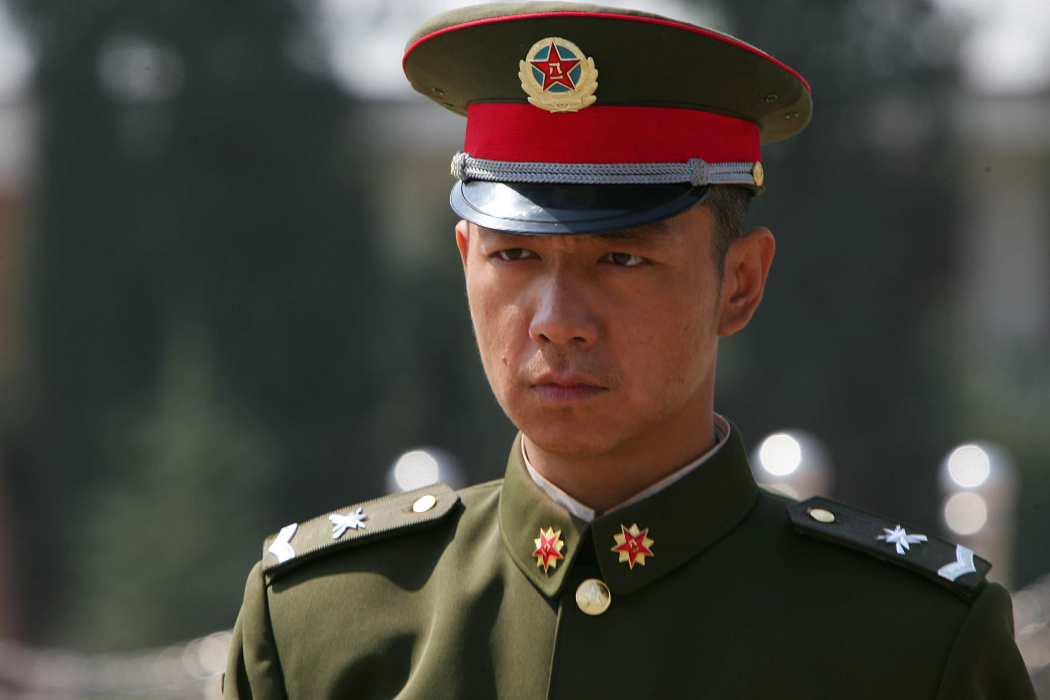 被低估的实力派!20岁出头被学校开除,绿幕下演绎200分钟独角戏