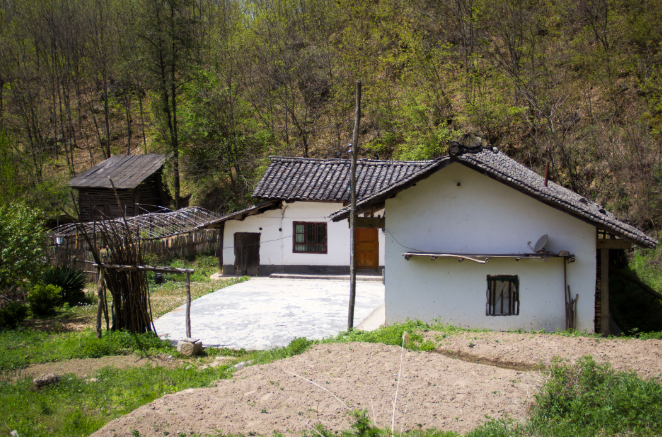 秦岭深山老宅|老宅是一户人家的全部,一栋房子就是一个故事