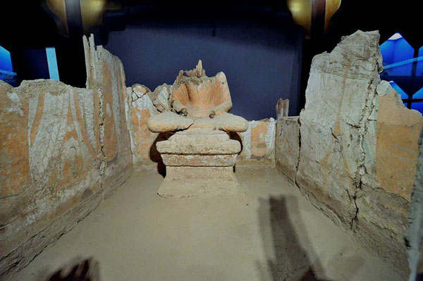 达玛沟托普鲁克墩1号遗址(小佛寺) 在中国的西部,巍峨昆仑的北麓,浩瀚