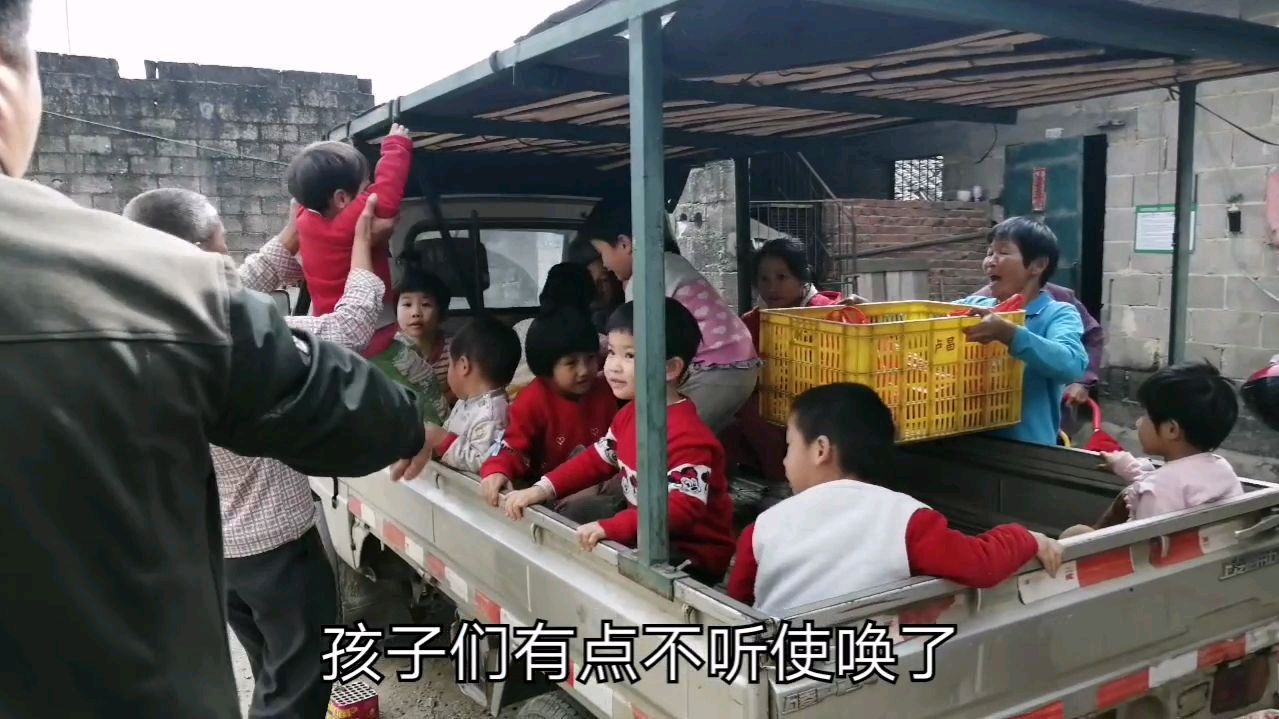 在广西过了冬至就是年,有鸡有肉好热闹,带着孩子们去祈福