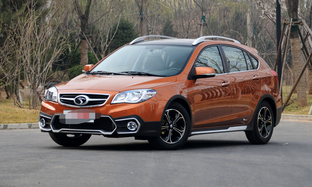 东南v6菱仕优雅的气质,独特又帅气的外观,给人满满的驾驶欲望