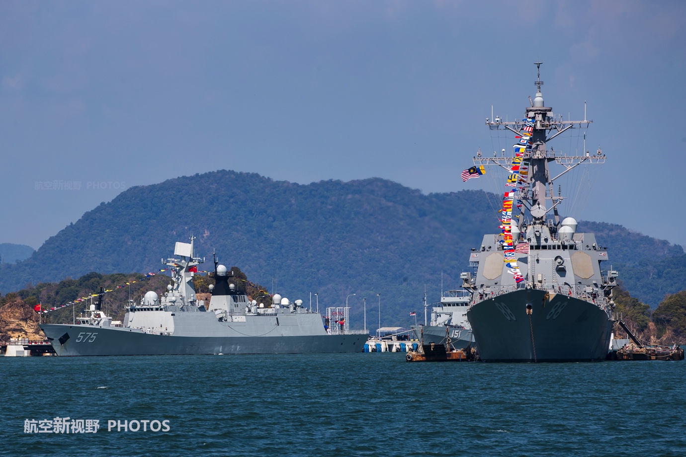 海军054a导弹护卫舰 明星军舰岳阳号高清图 外形现代战力不俗