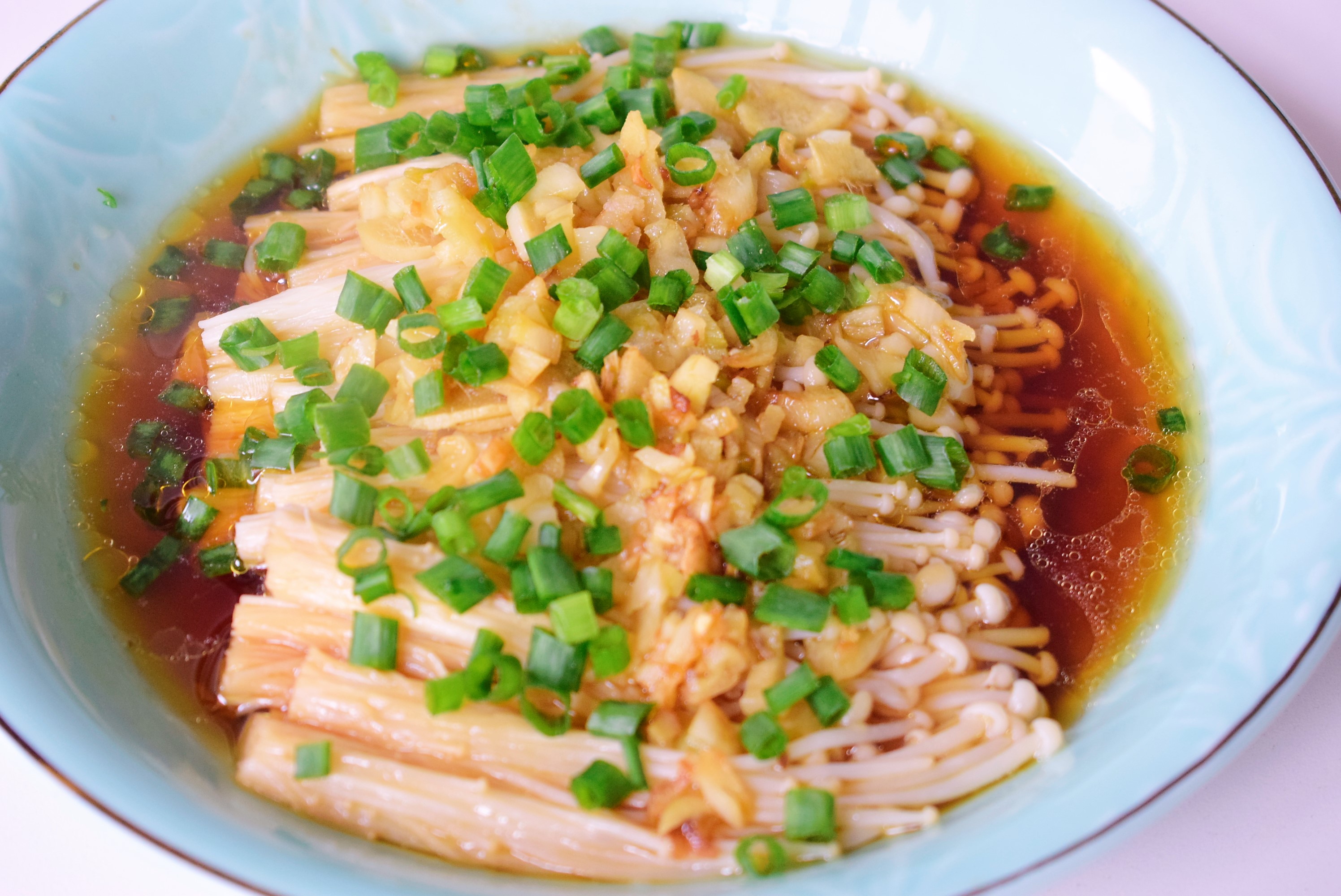 金针菇好吃又简单的做法,鲜甜味美,特别下饭,6分钟出锅