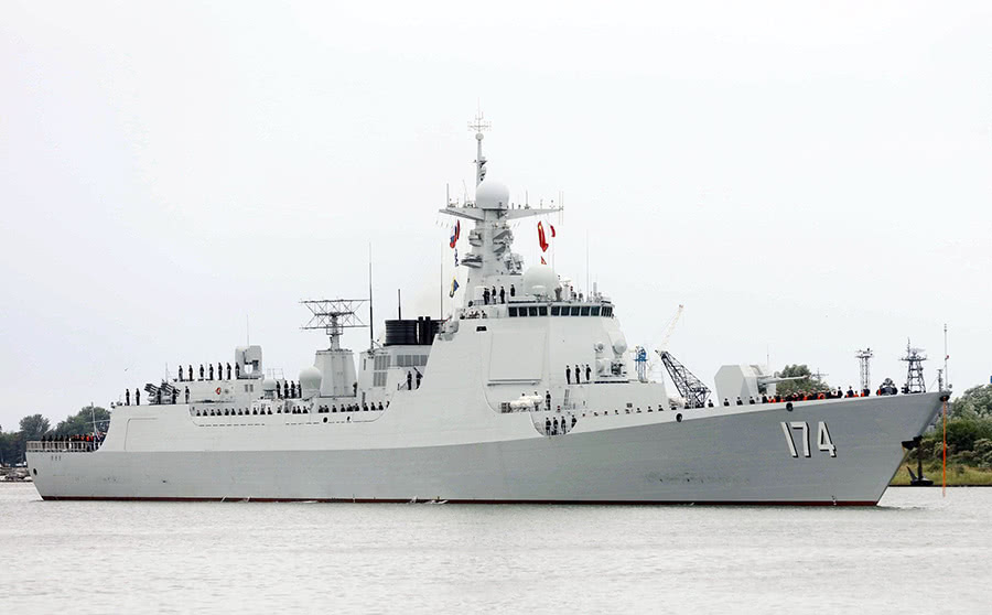振奋!中国海军两年开工8艘导弹驱逐舰:六艘055出现