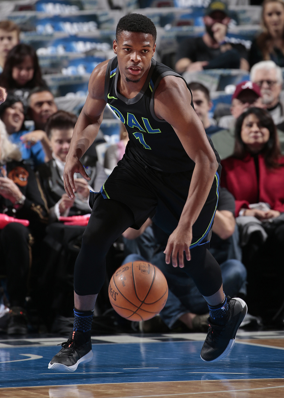 北京时间10月17日,雄鹿球员扬尼斯-阿德托昆博今日晒出一组图片,其中