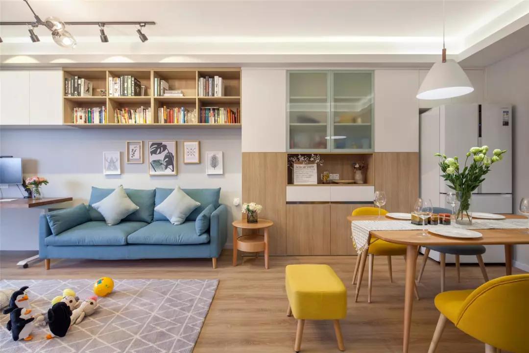 第一次去朋友家,头一次见全屋装储物柜的,就是东西再多也能装下