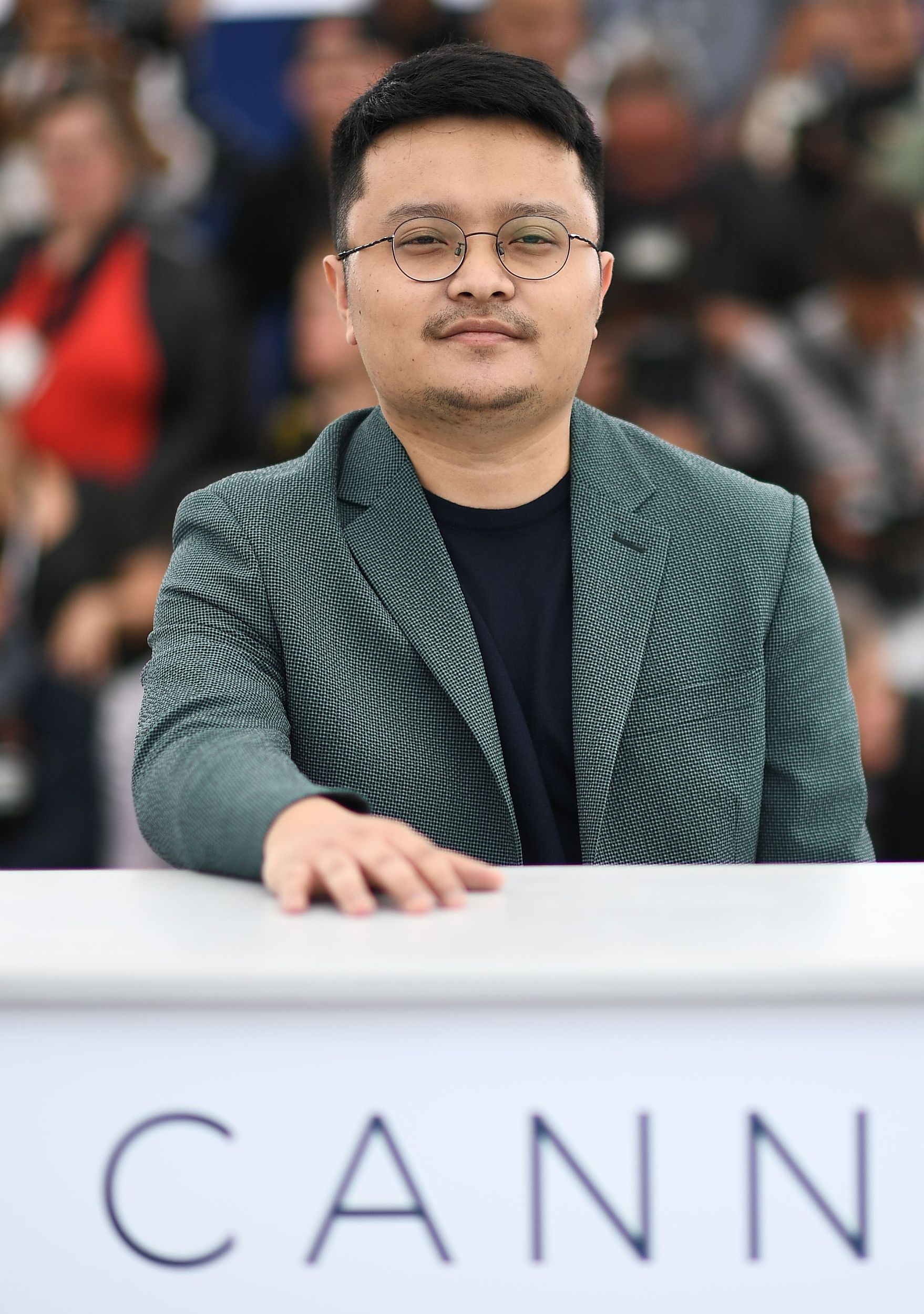 界面娱乐对话《地球最后的夜晚》导演毕赣: 界面娱乐:从《路边野餐》