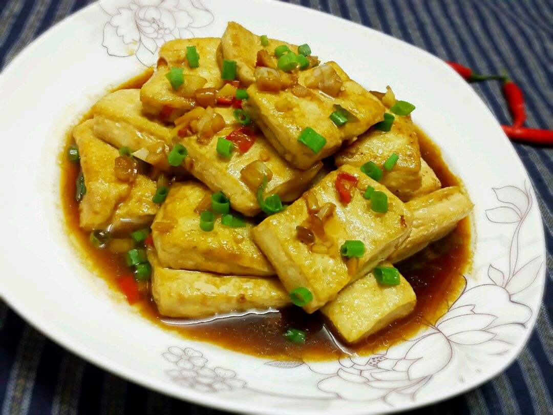 蚝油豆腐:营养丰富,特别嫩滑,入口即化,特别好吃