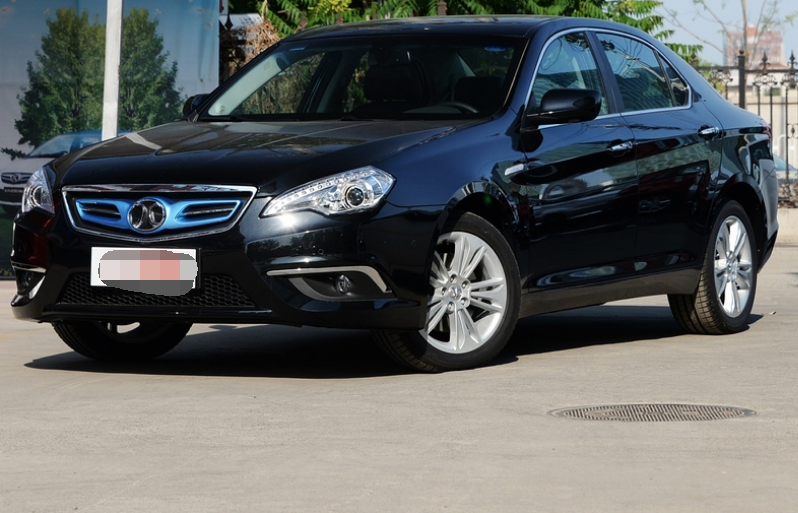 北汽新能源es210,整体设计神秘,车型显得沉稳!