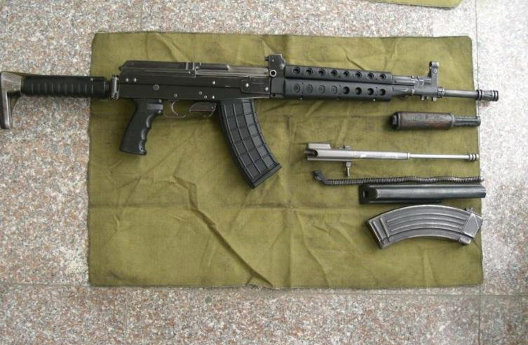 国产步枪及其同族班用机枪