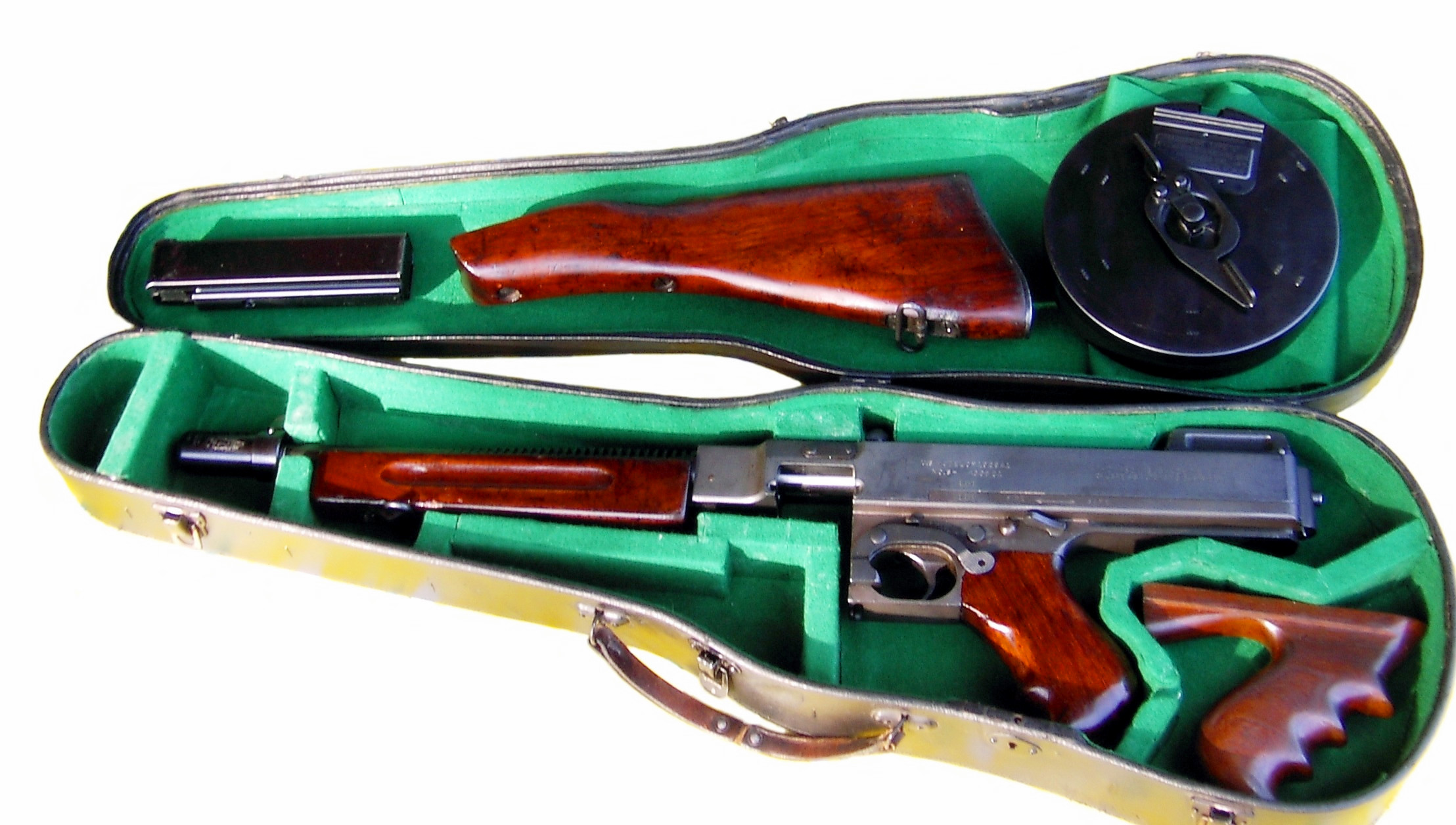 二战时期的汤普森冲锋枪