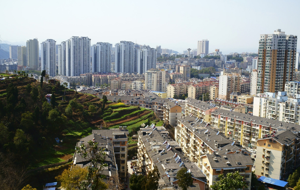 图为古蔺酒街.古蔺县水口镇正在打造成为一个世界级的酒城.