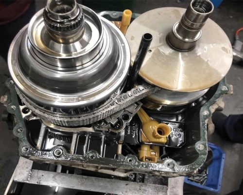 奥迪a4变速箱故障打滑异响发动机空转原因分析及解决办法