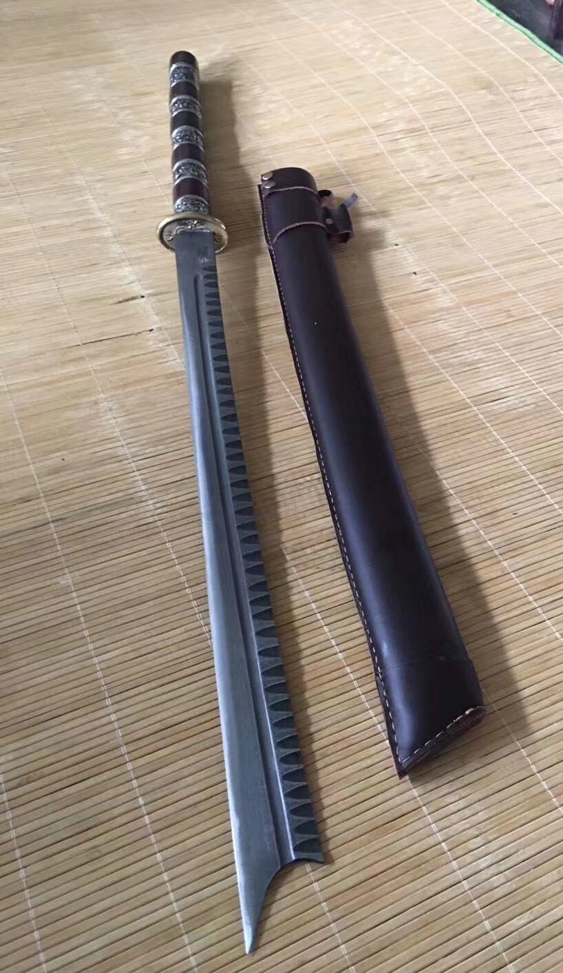 户撒一体背槽战刀