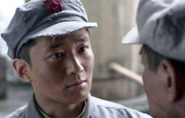 "布衣将军"张达志,当15年军区司令,调离时留下七千万元