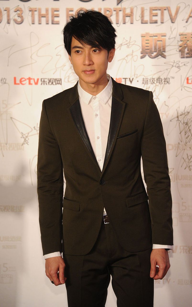 1月31日,吴尊突然引起网友热议,不是因为带家人看网球,而是他晒出老婆