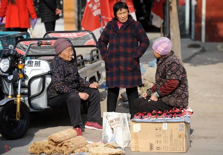 外婆去世时,舅舅说出了一个他隐瞒了很久的事情