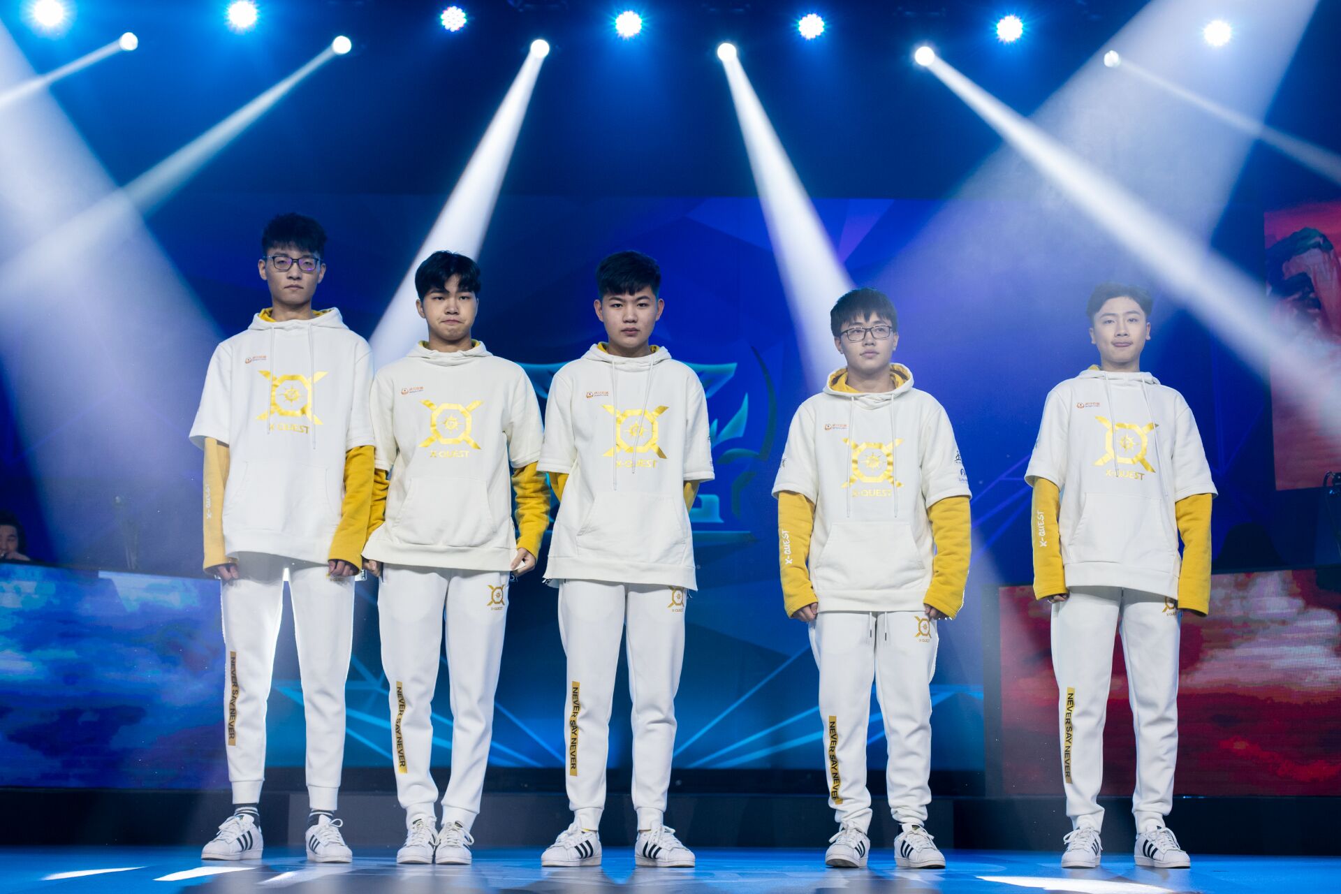 xq九尾id改为"每日都在自闭",单杀kpl法王后,再用火舞被喷