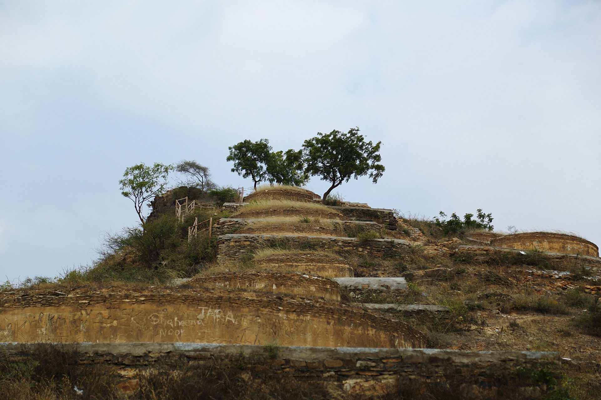 唐崖土司城址位于湖北省恩施土家族苗族自治州咸丰县唐崖镇,这座古城