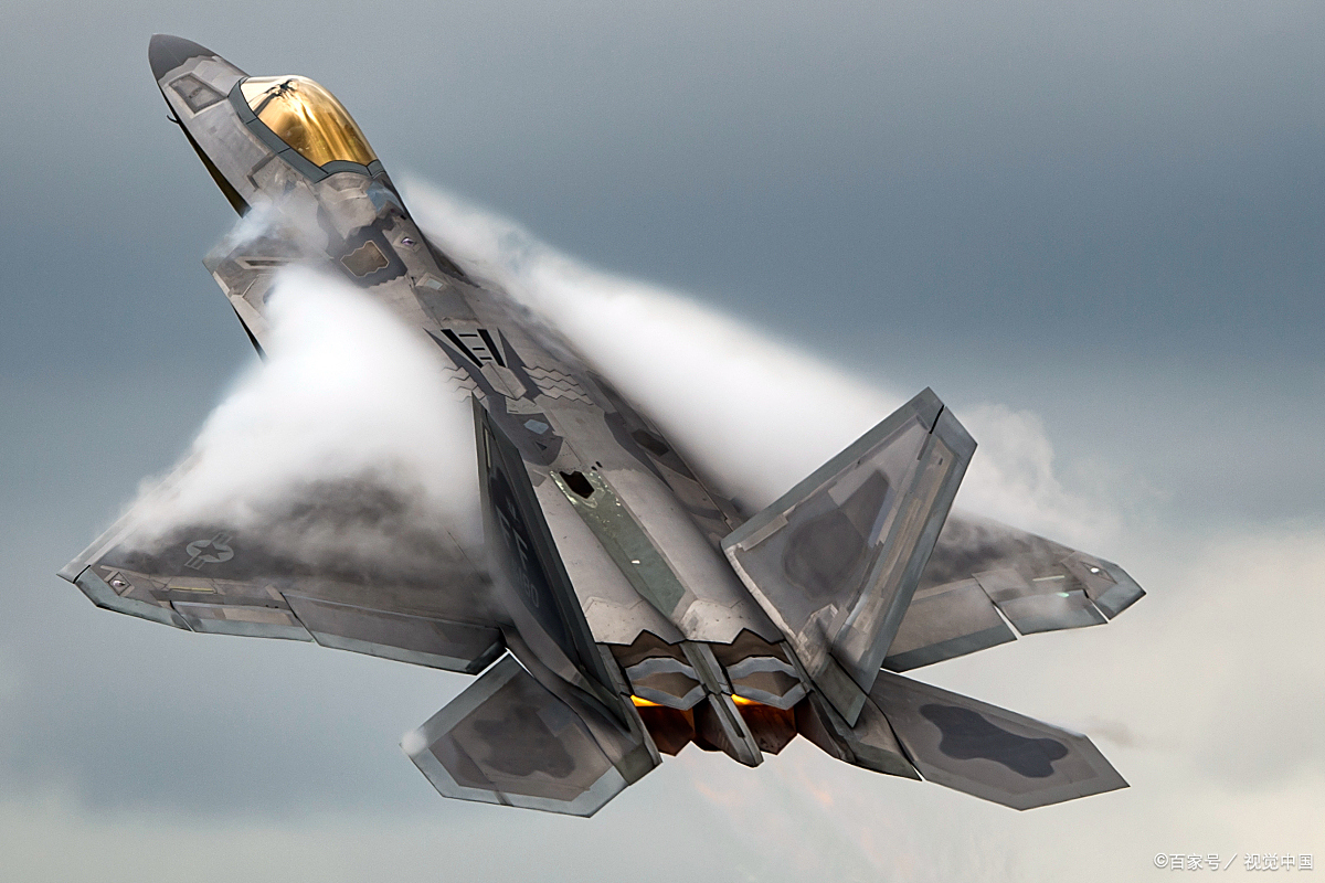 f22又出事故了,曾经威慑全球的f22,为何近两年事故频频?