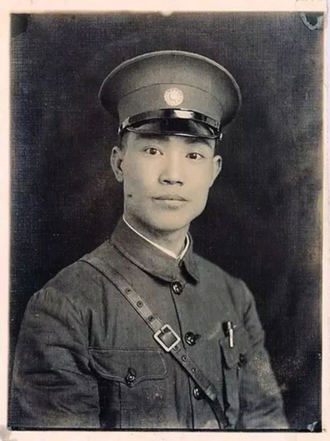 陈诚是一个什么样的人?依靠什么,飞黄腾达