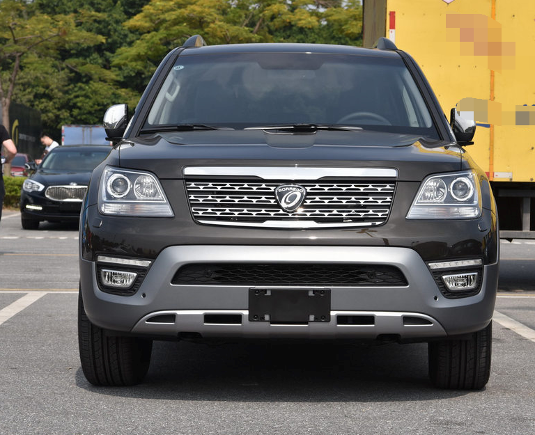 开起来耐看的起亚霸锐:阳刚中又有流线的柔美,肌肉感十足