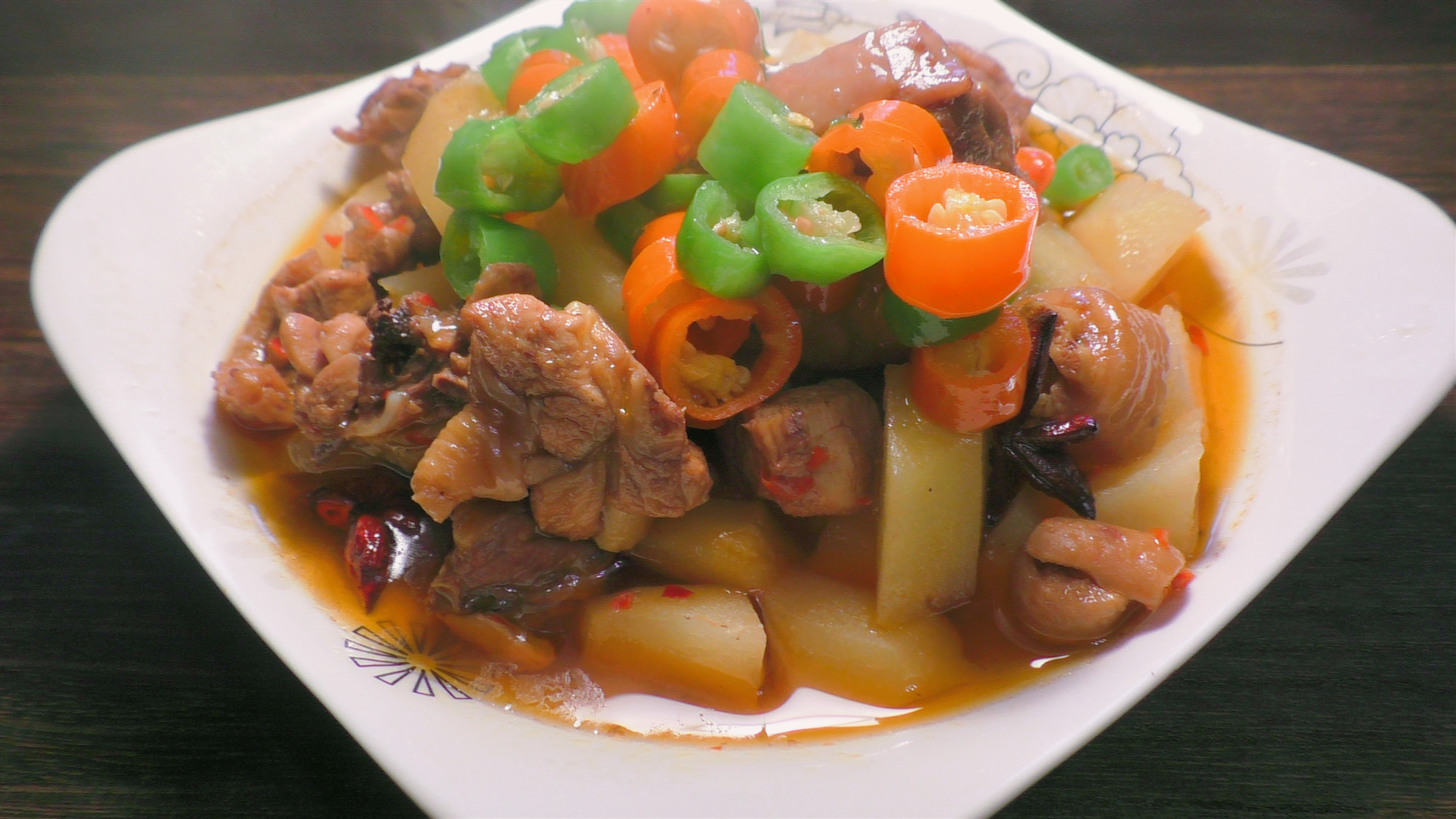 农家土豆烧鸡,家里常吃,营养健康,方法简单,一学就会!