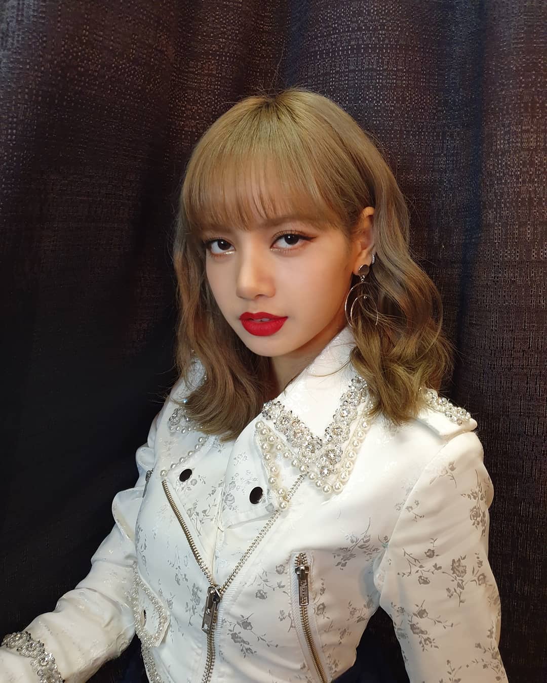 迷人的红唇blackpink lisa 氛围甲的女神