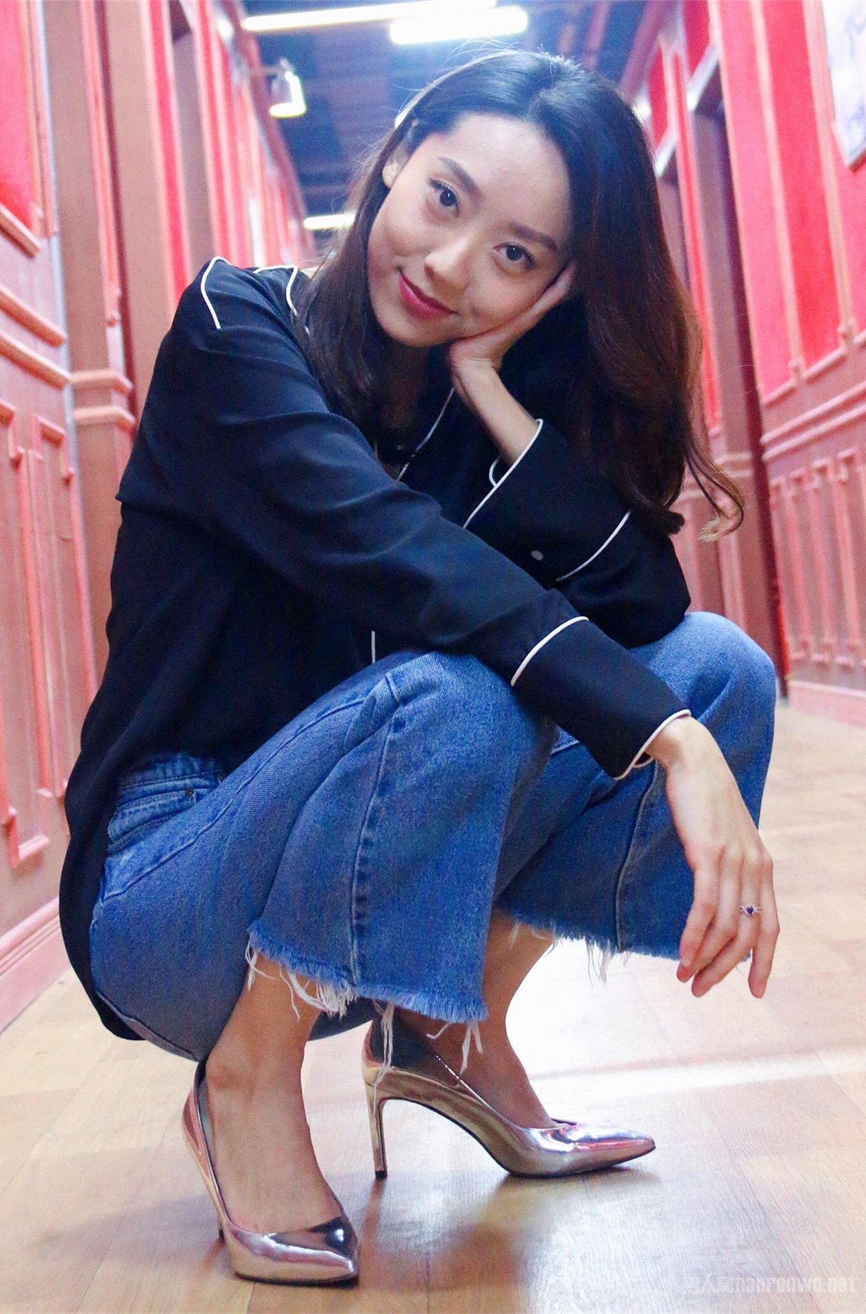 鄂靖文是谁?为什么星爷选她作为星女郎
