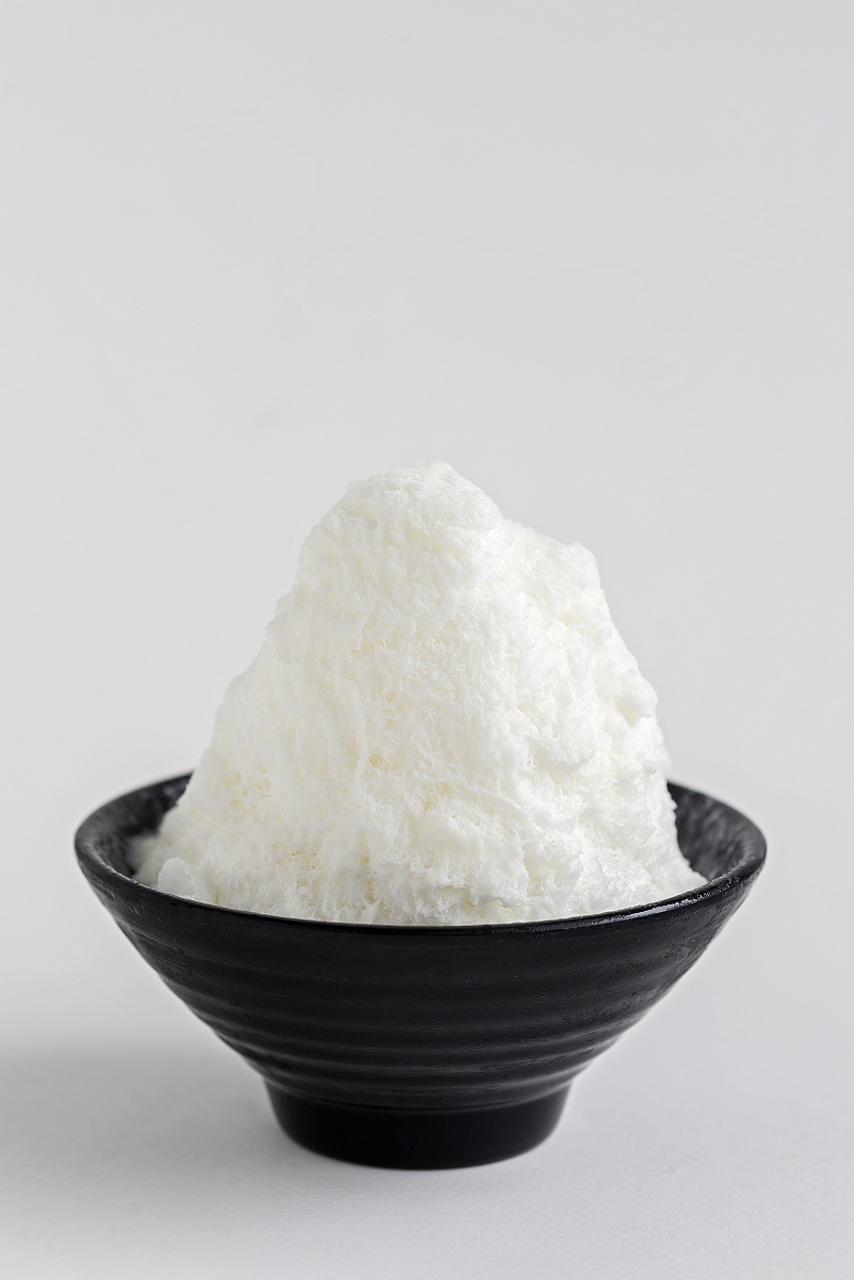 雪花粉和小麦粉在成分,制作工艺和用途等方面存在明显的差异.