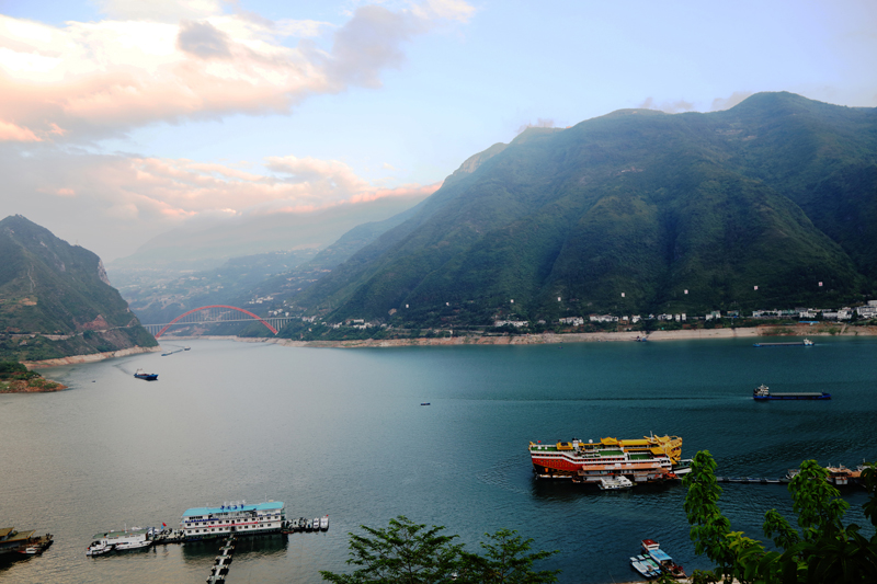 重慶三峽黃金水道物流逐浪高