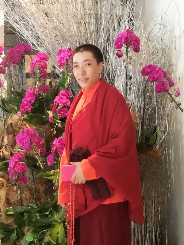 上师多吉攀珠空行母长久住世祈请颂