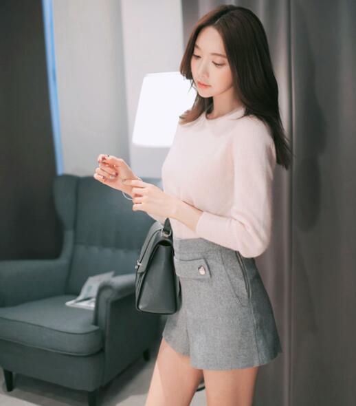 朴洙妍展示性感诱惑的短裤装扮,网友:嫩白美腿,味道美极了!