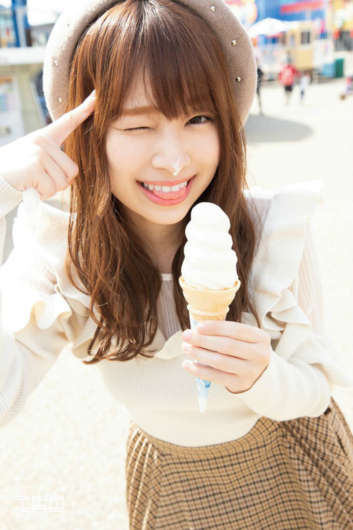 akb48小笠原茉由 最初最后の写真集「もったいない 」性感披露