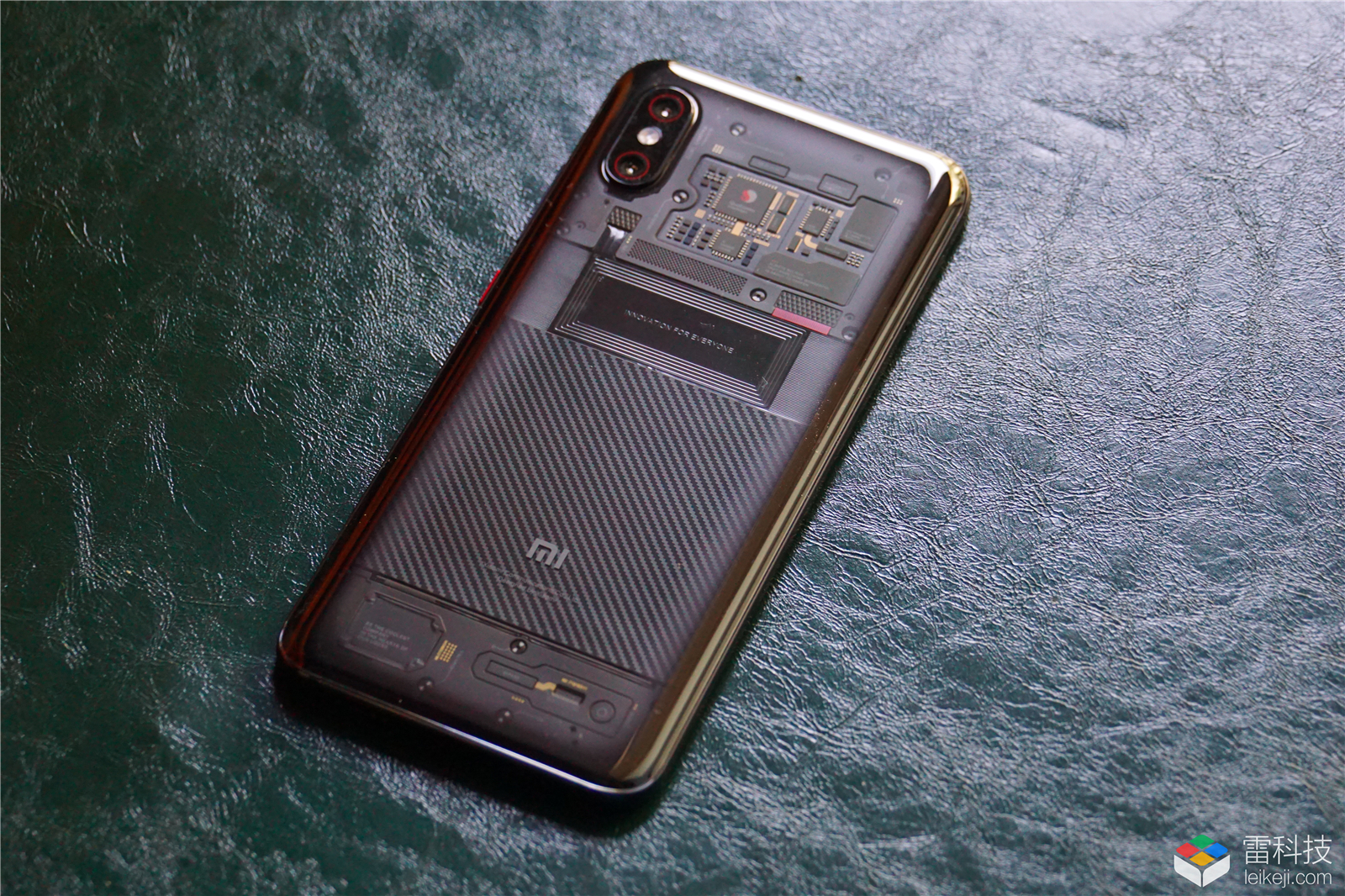 小米8透明探索版图赏:最极客范的平价旗舰,3699元约吗?