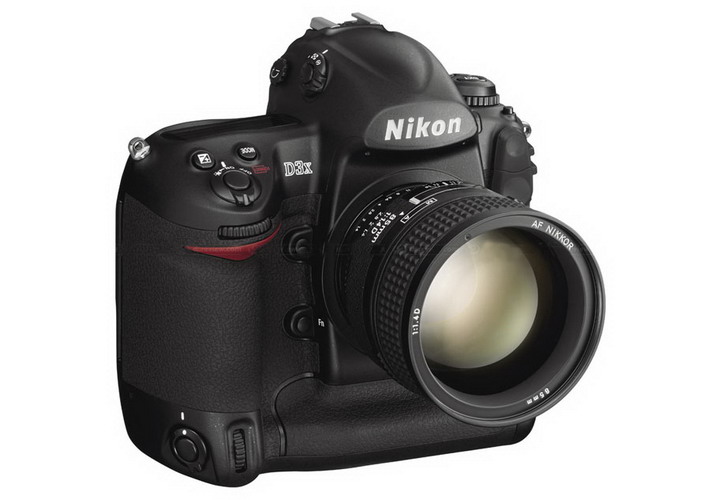 尼康与佳能高端单反相机10年回眸