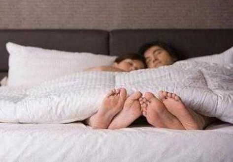 便捷!外国人怀孕都可以同房吗"笔墨官司"-第2张图片-追风博客