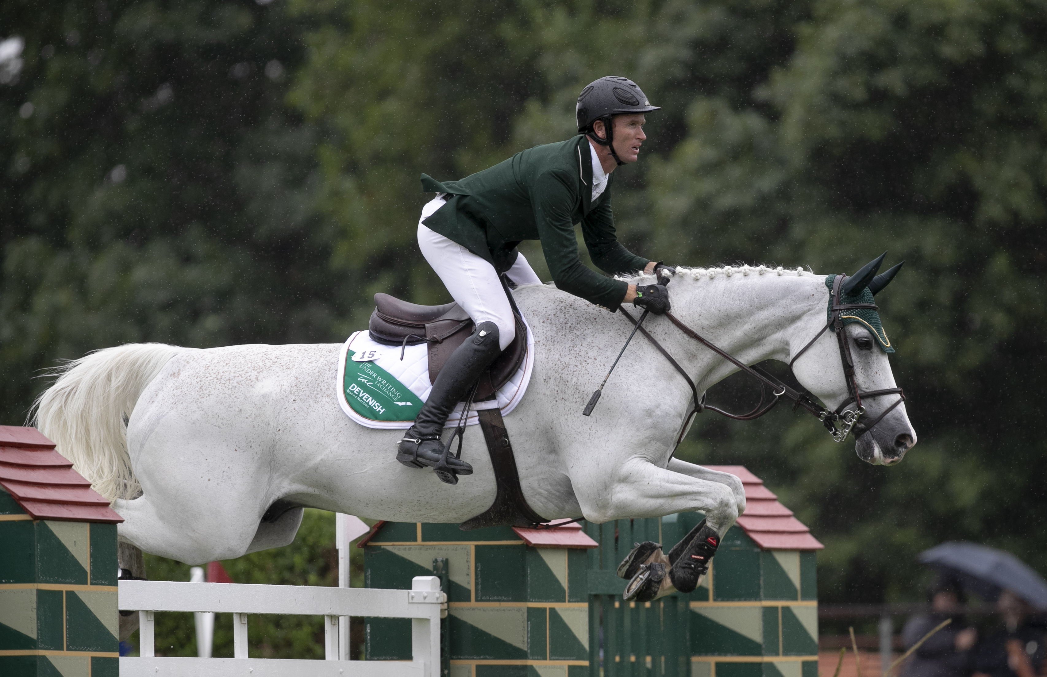 马术——国际马联国家杯障碍赛英国站落幕(4)