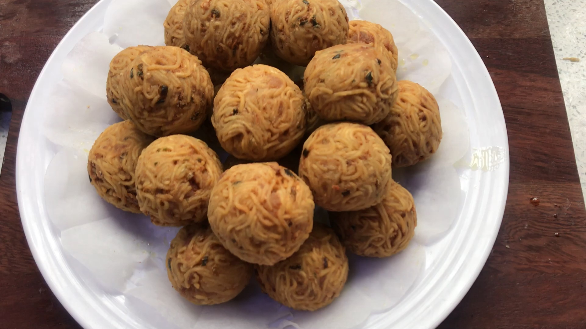 挂面圆子:合肥地区的特色美食,深受大家的喜爱