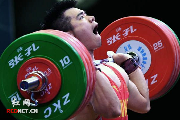 桃江小伙高闯勇夺全国男子举重锦标赛94公斤级挺举冠军