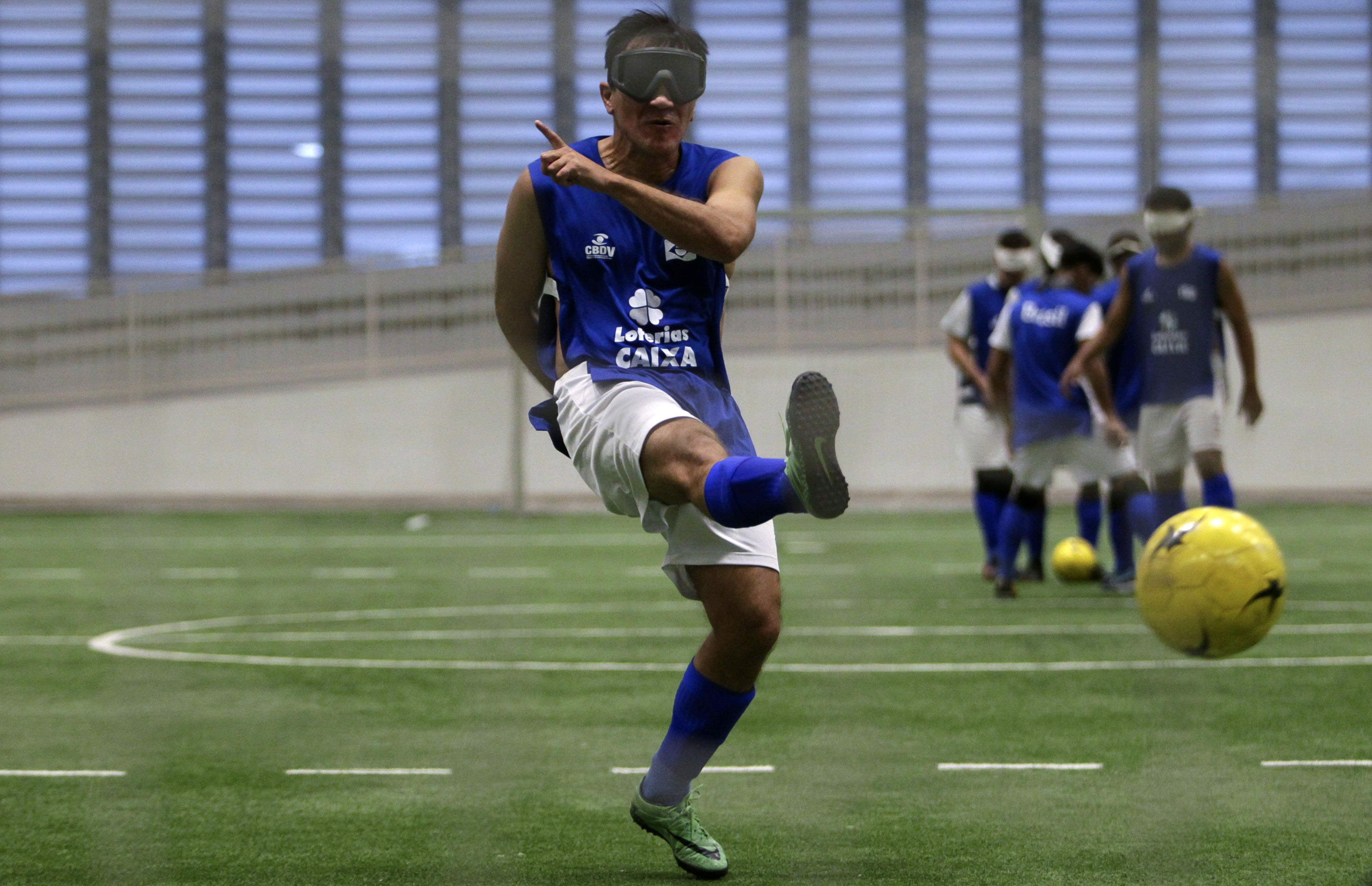 足球——巴西盲人足球队备战世界盲人足球锦标赛(10)